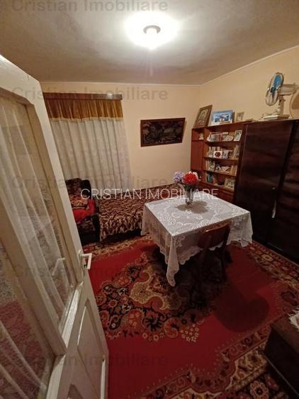 Casa din caramida, teren 180 mp, deschidere dubla, zona Piata Saraca - 11