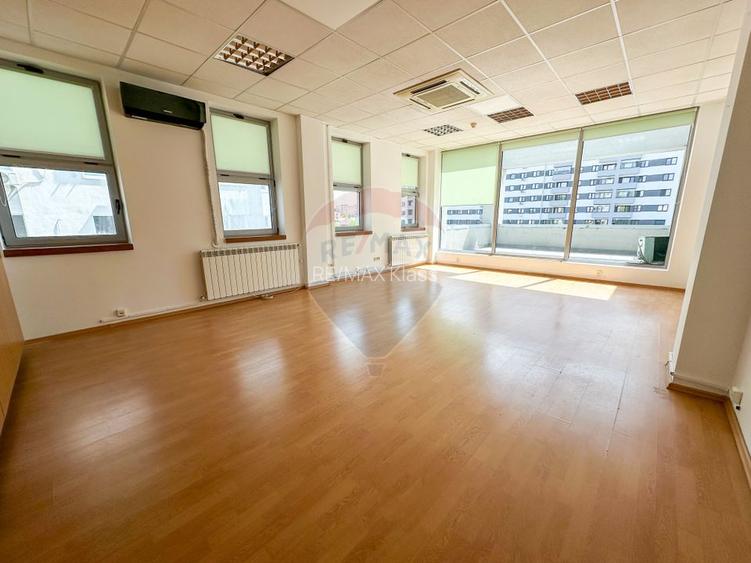 Spatiu de inchiriat |  parcare privata | Metrou Mihai Bravu - 2