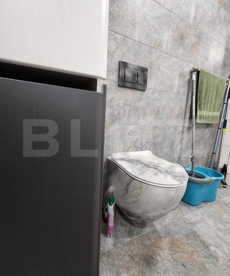 Casa cu 3 camere, 2 bucatarii, Teren de 1000 mp, zona Unirii