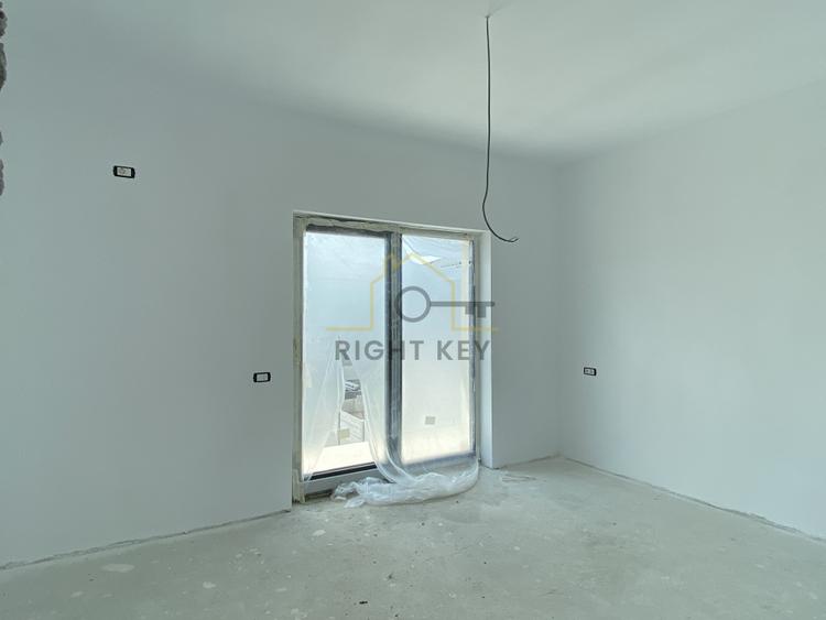 Casă individuală P+1, 4 camere, 480mp teren, asfalt! Comision 0%