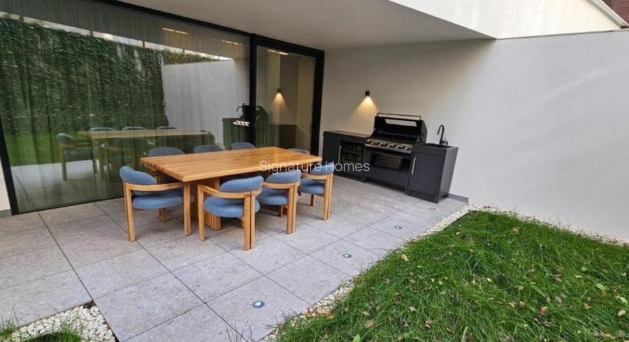Oportunitate Capitale: Apartament cu grădină și 2 locuri parcare - 2