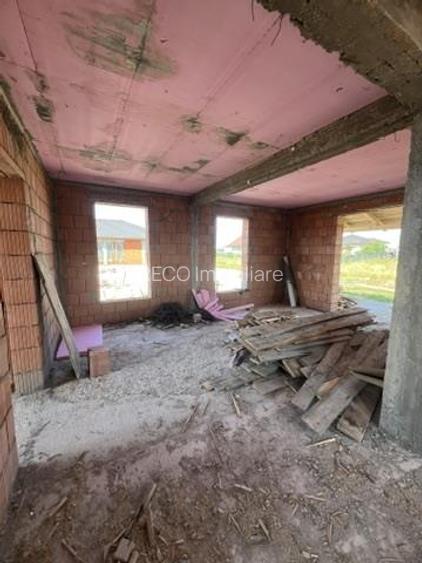 RECO, Casa la rosu, cu toate utilitatile, Zona Cihei, Bihor - 9