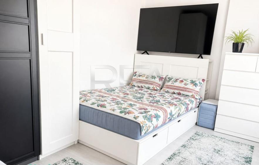 3 Camere, Aparatorii Patriei, langa Parcul Tudor Arghezi