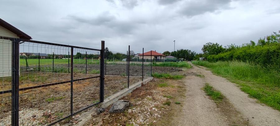 Teren cu acces usor din Calea Feldioarei