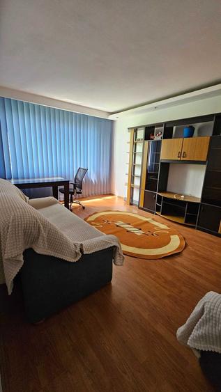 Apartament 3 camere de inchiriat | bloc reabilitat | centrala | Romancierilor