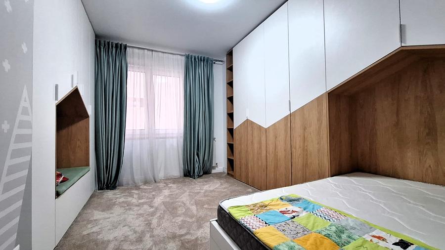 Vanzare apartament 4 camere, piscina, sala de sport, parcare, comision 0%