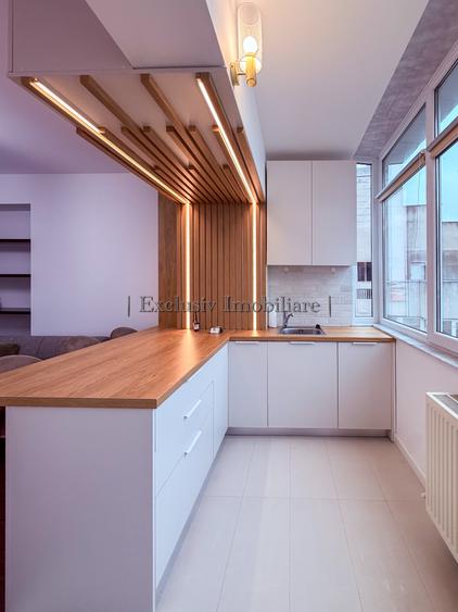 Apartament vedere frontala la mare | Bloc nou - Renovat | Piata Ovidiu | Parcare