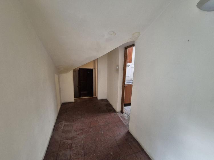 Mansarda 174,85 mp - Universitate - comision 0%