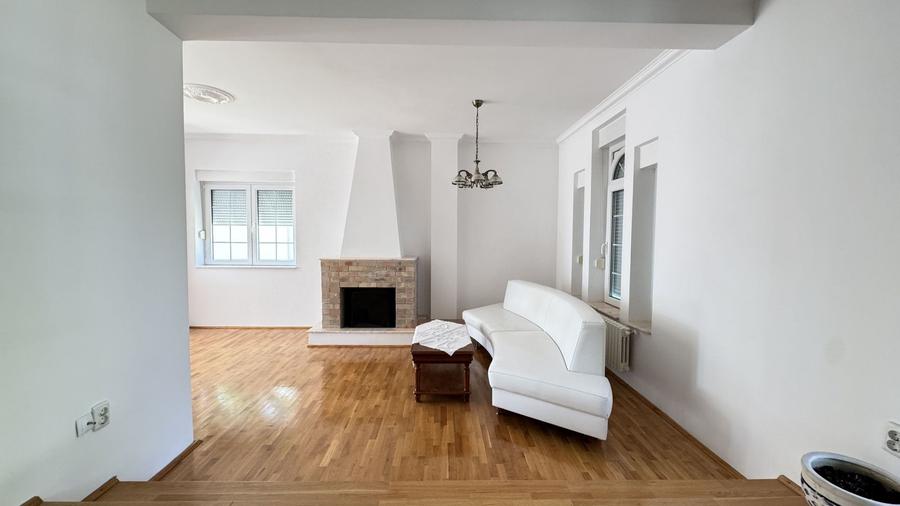 Casa individuala, 316 mp, teren 1000, Chinteni