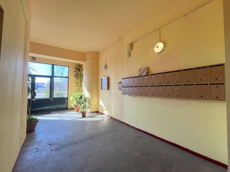 Apartament 4 camere, decomandat, 89 mp – Complex Studențesc