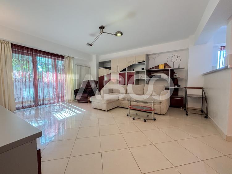 Apartament 4 camere de inchiriat in Piata Cipariu Centru