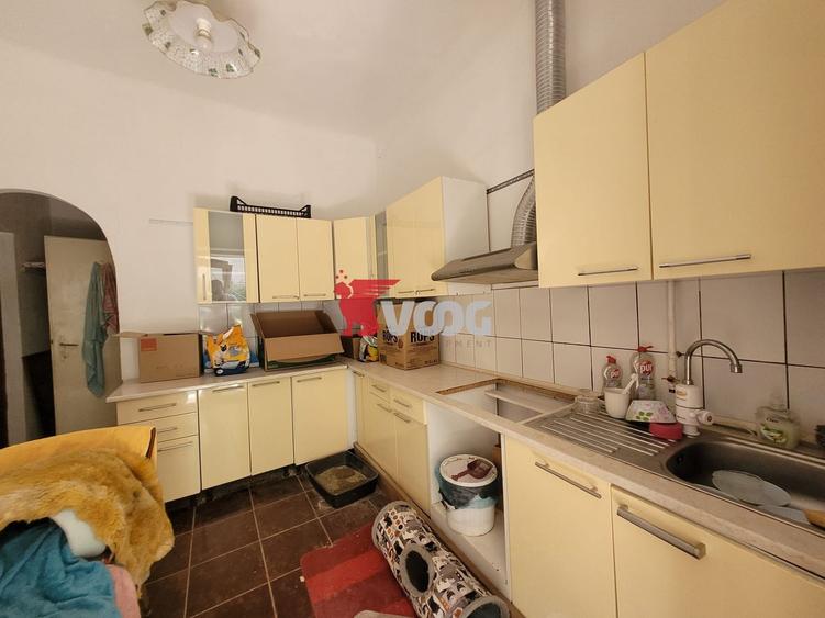 Casă cu 5 Apartamente de Vânzare – Lângă Piața Traian
