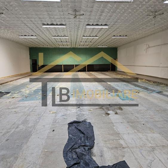 Spatiu de inchiriat, 900mp, Zonă Semi-Centrala, sală de sport/depozit/hală