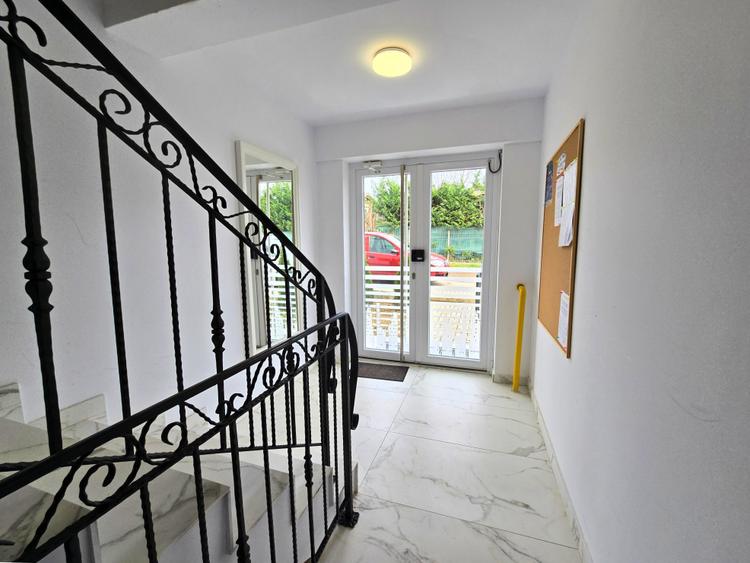 Direct PROPRIETAR, spatiu la parter de bloc, 36mp utili, Nicolina Al Strugurilor