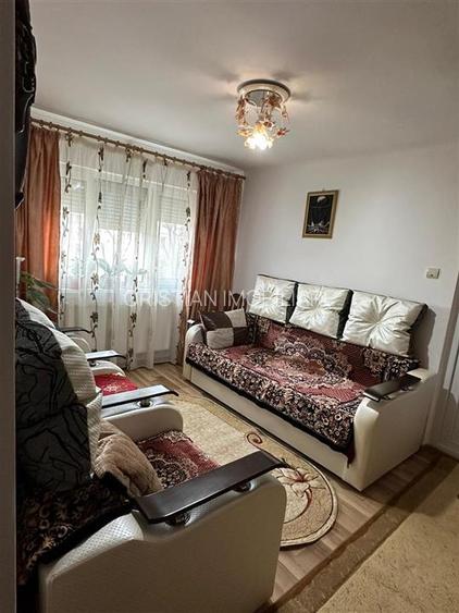 2 camere, cu imbunatatiri, 33 mp, Viziru 1 - 3
