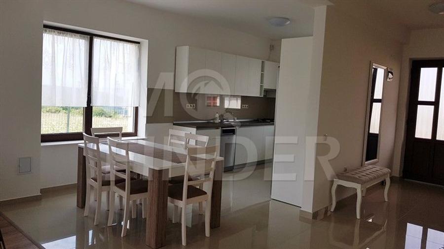 Inchiriere casa tip duplex in zona Europa
