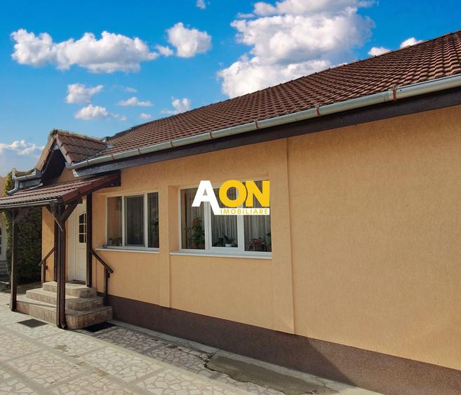 Casa 4 camere, 2 bai, 86 mp utili, renovata, zona Lipoveni