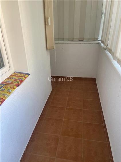 Apartament 3 camere Focsani  ,zona strada Bucegi - Policlinica 2,   etaj 1 3 , 2 - 23