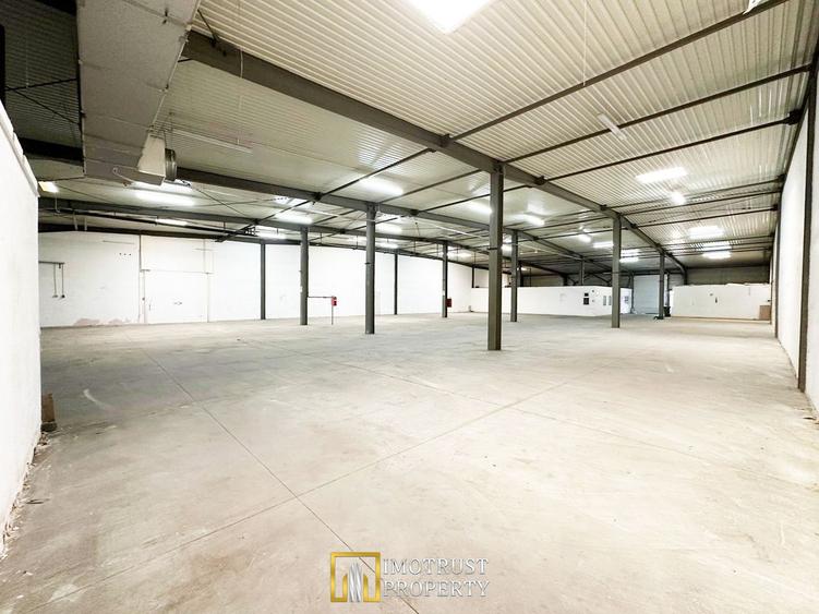 Hala de inchiriat Arad – 1.135 mp pentru comert, servicii