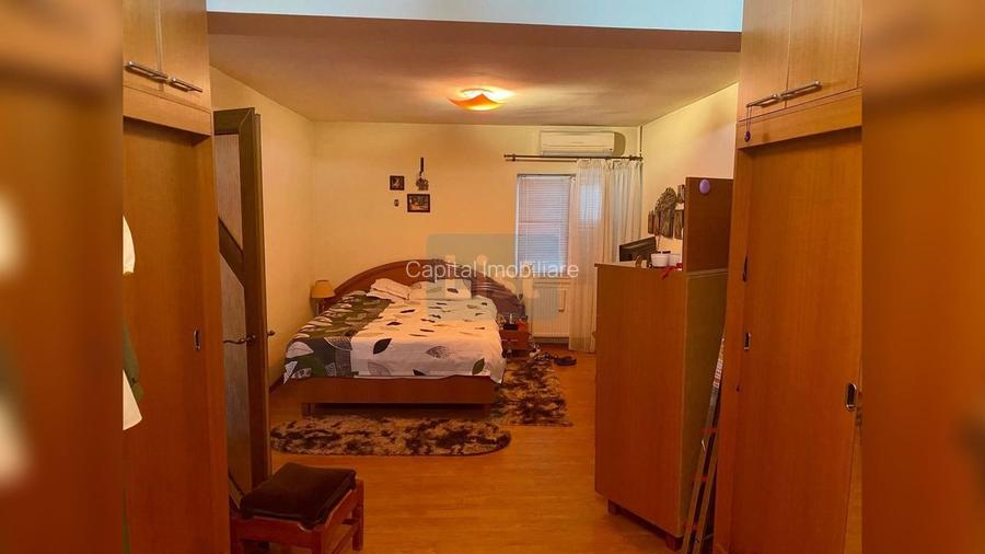 Casă 8 camere în Coiciu | 2 bucătării | 3 băi | Parcare 2-3 mașini - 15