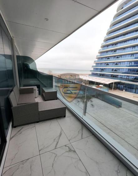Studio Mamaia Nord White Titanic 43mp et 2/8 balcon vedere la mare mobilat