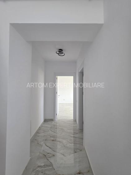 Apartament 2 camere de vanzare Platinum Residence sector 4 - 13