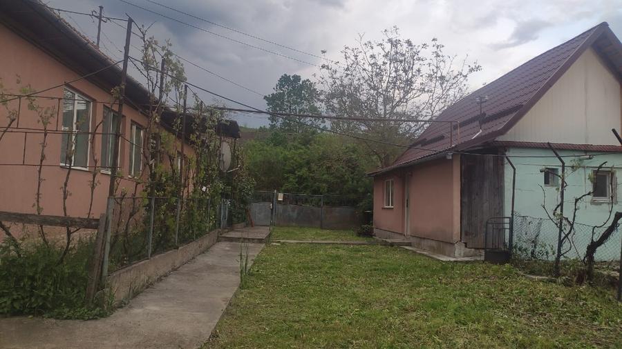 De vanzare casa individuala Bontida + teren 1700 mp