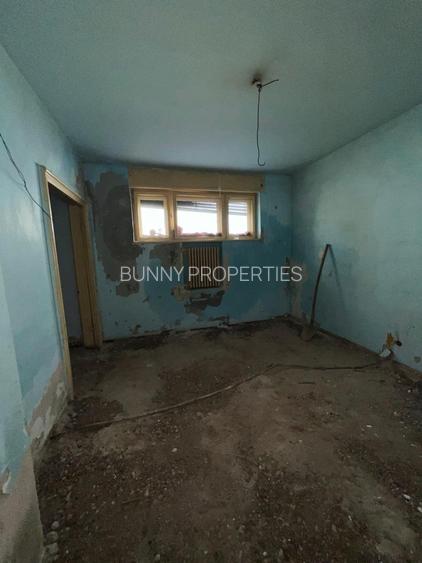 Babu's Renovation Project! NJ800-M - 8