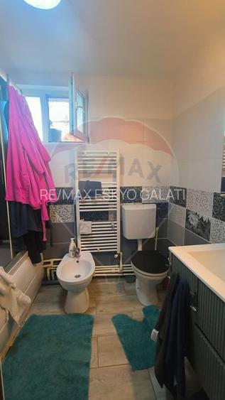 Casă 3 camere + teren 935 mp de vânzare - Zona General Galați - 9