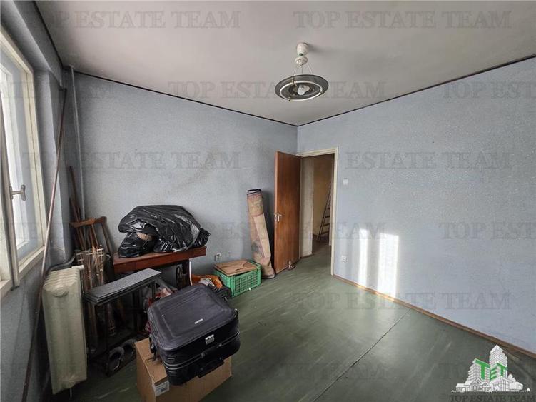 Apartament cu 3 camere in Cartierul Drumul Taberei, sector 6, langa metrou Valea