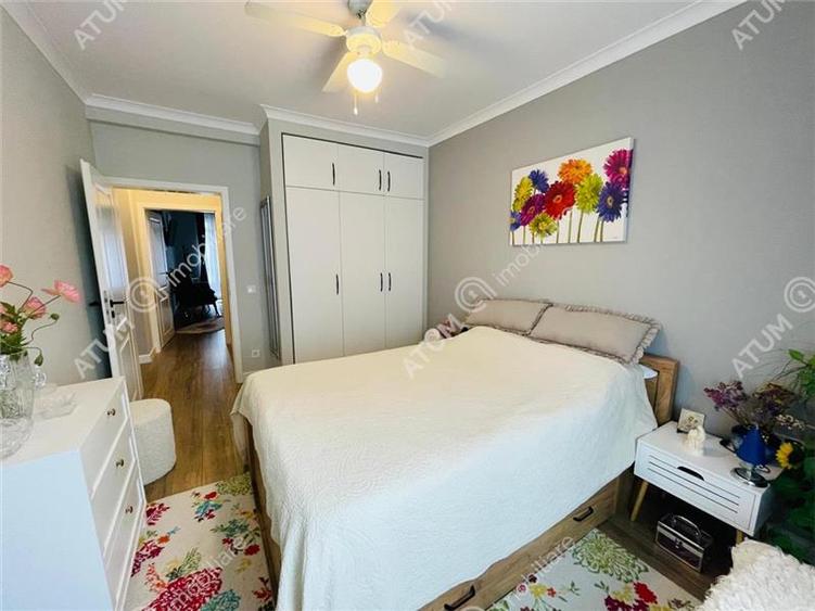 Apartament cochet cu 3 camere, gradina si 3 parcari in zona Selimbar