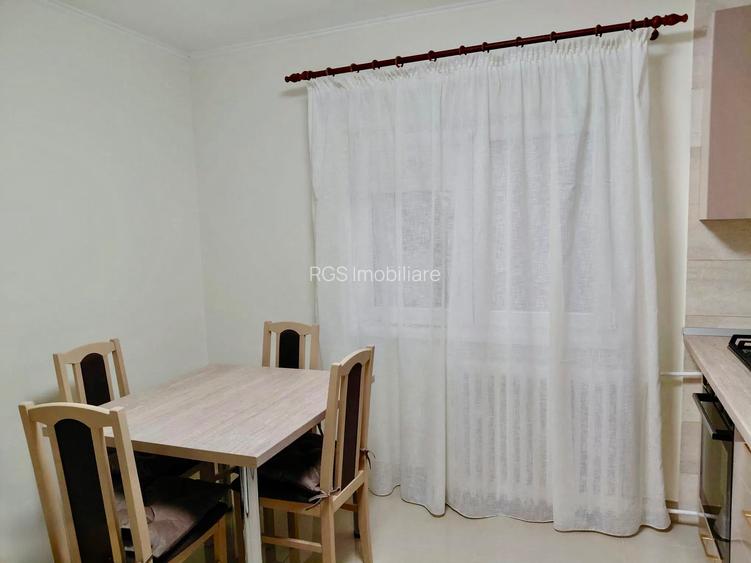 Închiriez apartament 3 camere, renovat, loc de parcare - Nerva Traian - 4