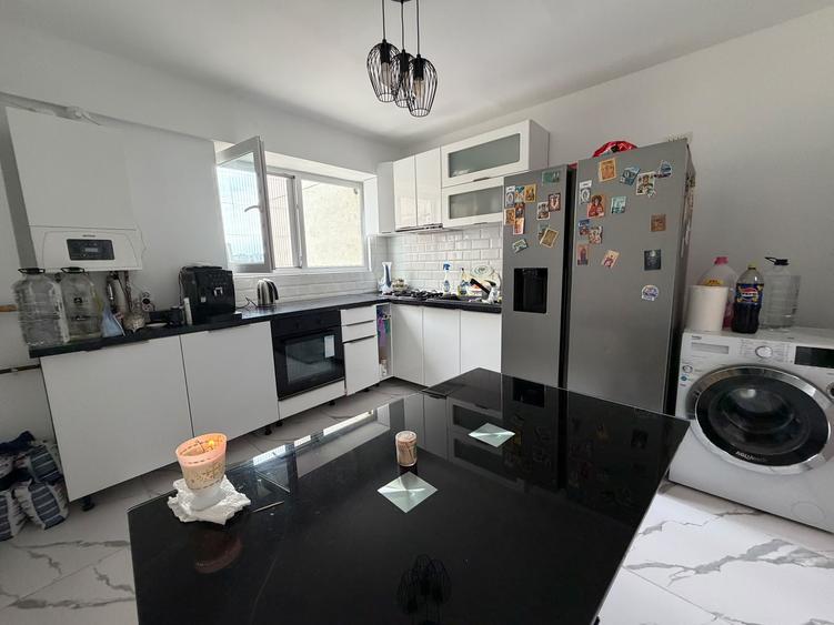 Apartament 2 Camere -Calea Vacaresti - Centrala si Parcare