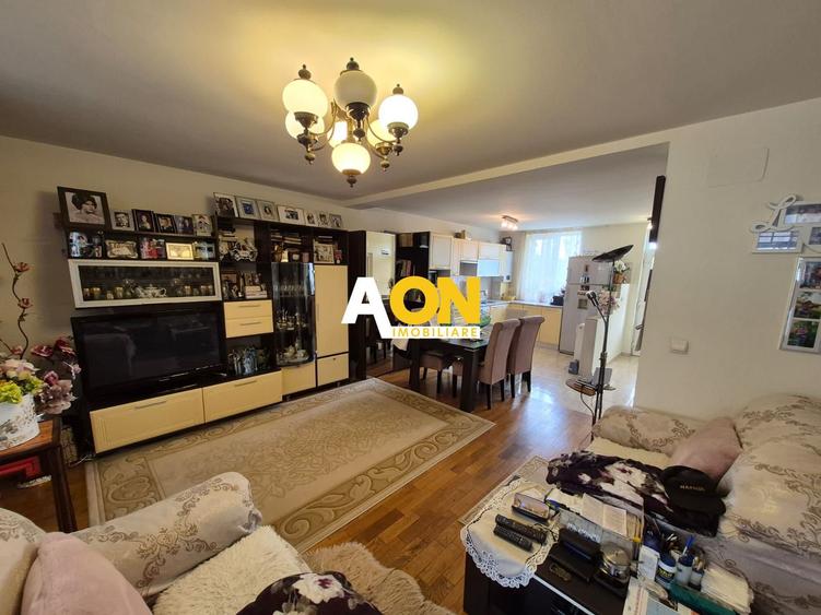 1/2 Duplex, 3 Camere, 126 mp, P+M, Zona Centru