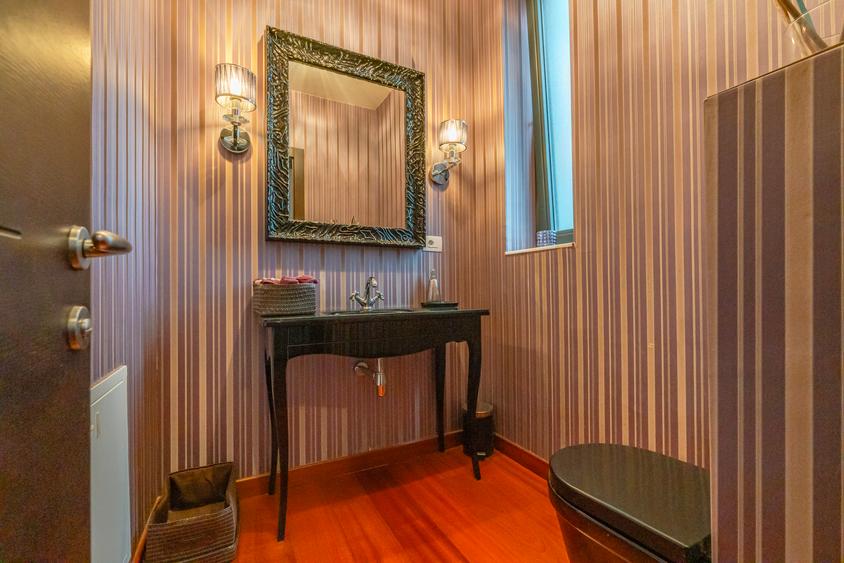 Proprietate unica tip vila, ultra central, S+P+2E, lift, priveliste peisagistica