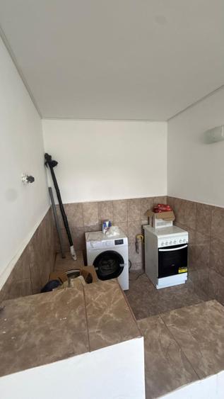 Casă de vacanță / locuință permanentă – zonă centrală, Breaza