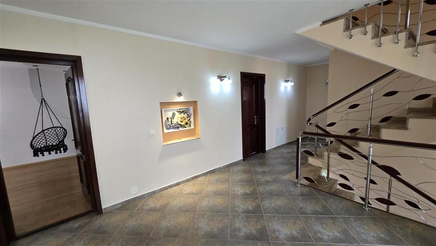 Casa de Lux - in Suceava! De vanzare - 0727817187