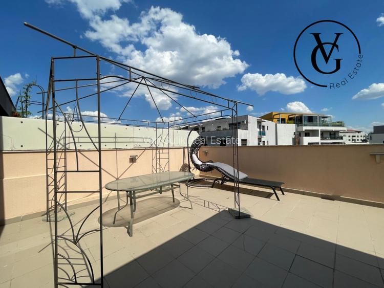 Apartament cu 5 camere si terasa spatioasa + 2 locuri de parcare - 10