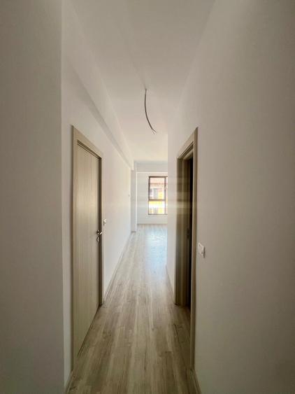 Apartament 3 camere, 73 mp utili, 2 locuri de parcare - Giroc