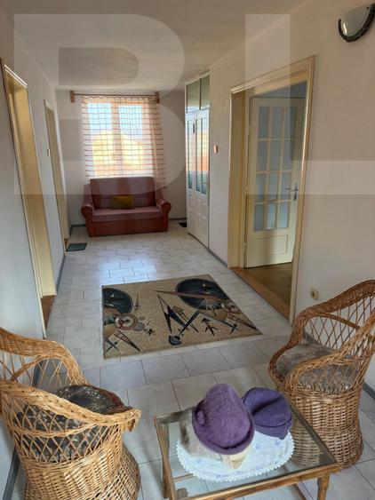 Vila in zona linistita, pe o strada inchisa perfecta pentru locuire sau afacere