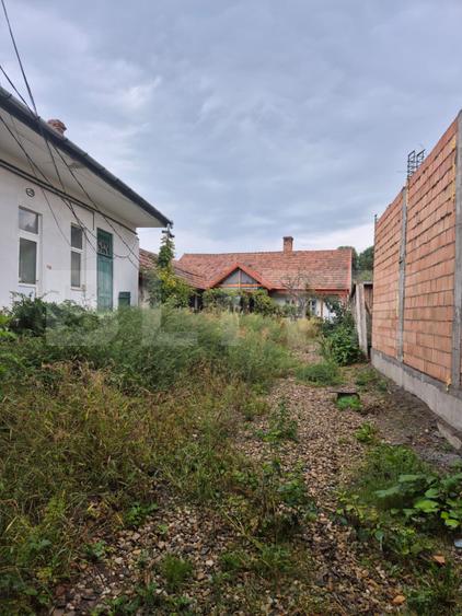 Proprietate cu 10 ari teren de vanzare pe strada Bolyai