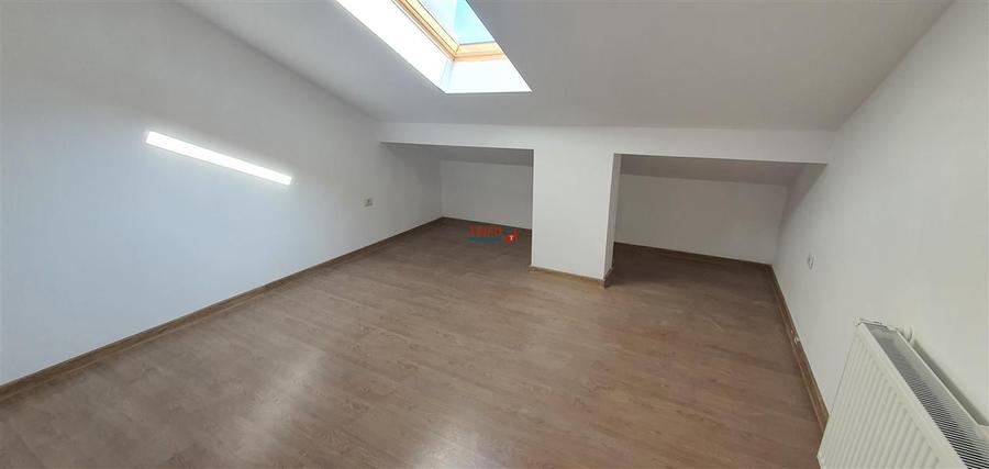 Apartament 3 camere in bloc nou Cetate
