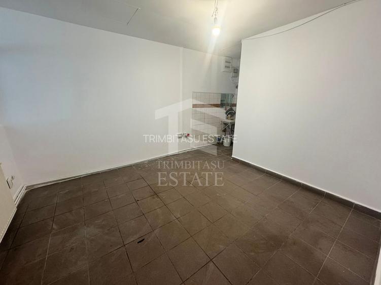Spatiu Birouri Stradal Calea Vacaresti | VAD Vitrina 8 m - 5