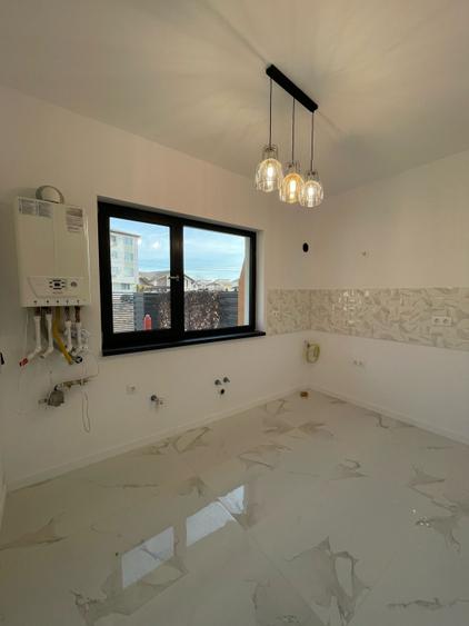 Vile triplex moderne Chiajna zonă liniștită, construcție premium