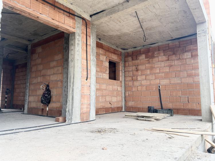 Duplex, 108mp utili, 375mp Teren, Panouri solare, Nou - Sacalaz