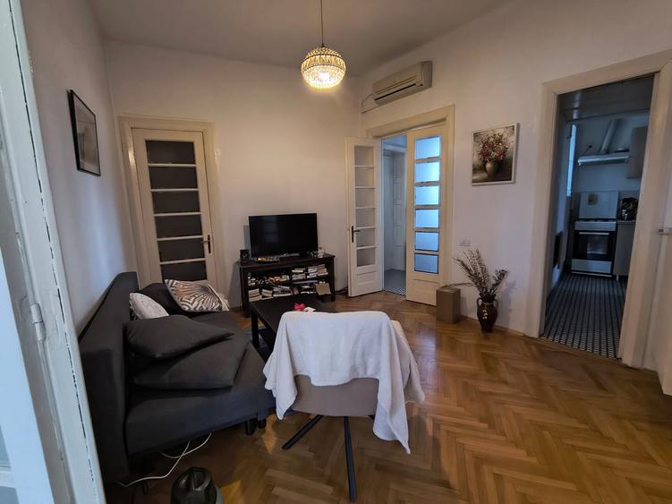 Peninsula 3 camere 84 mp pret 160.000 euro