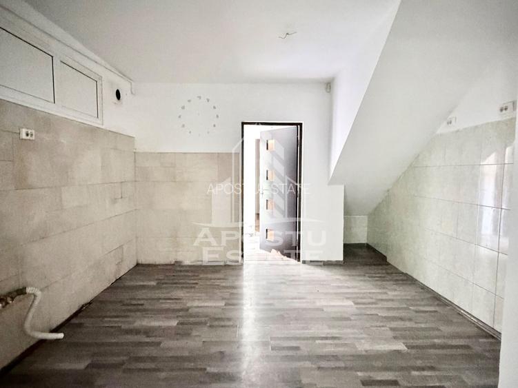 Casa de vanzare P+1E bulevardul Dambovita - 10