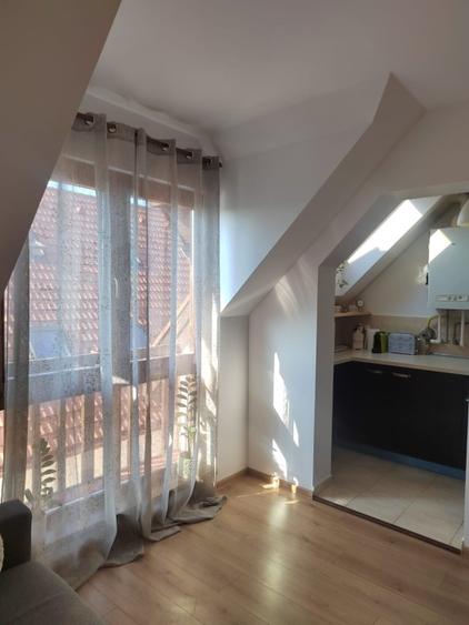 Direct proprietar | Apartament pe 2 niveluri | Central | Ideal pentru investiție