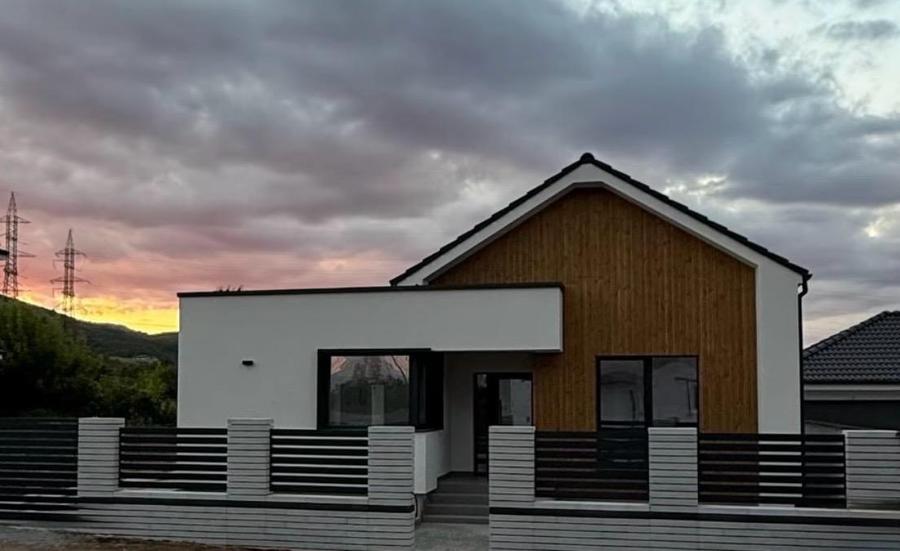 Casă individuală 2026, 3 dormitoare, Teren 375 mp, zona Schit