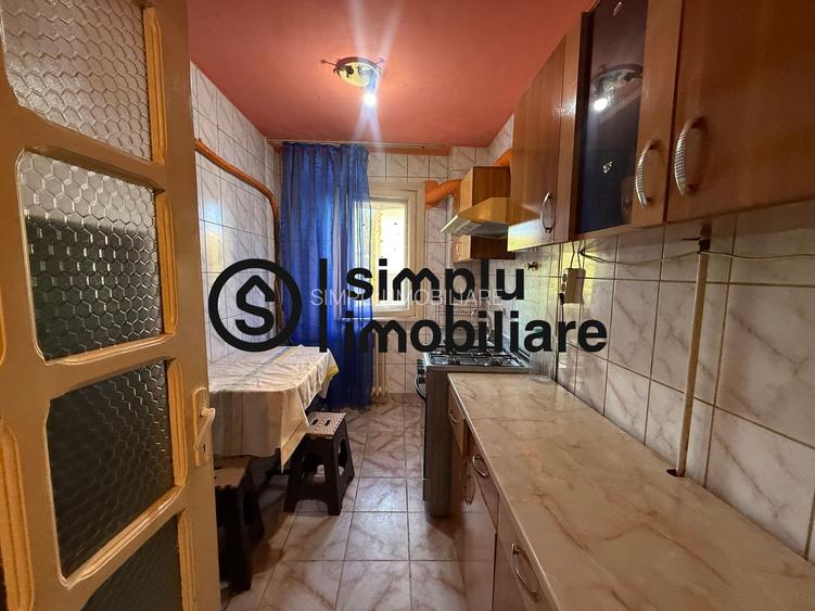 Apartament 3 camere semidecomandat et 2/4 - 13